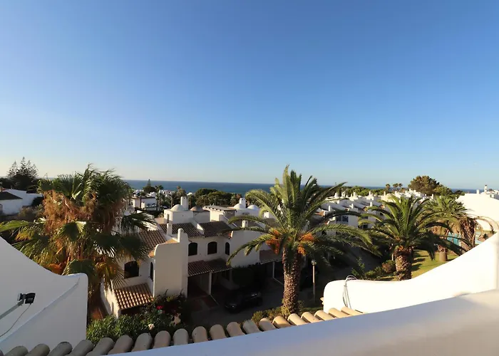 Wave Retreat * Porches (Algarve)