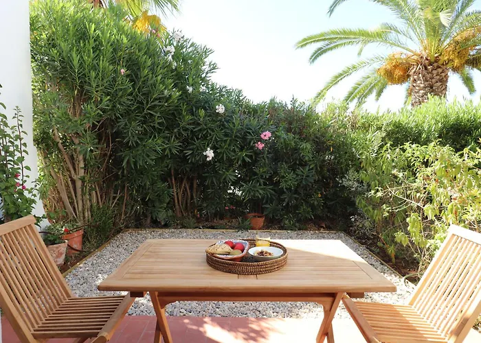 Wave Retreat Holiday home *