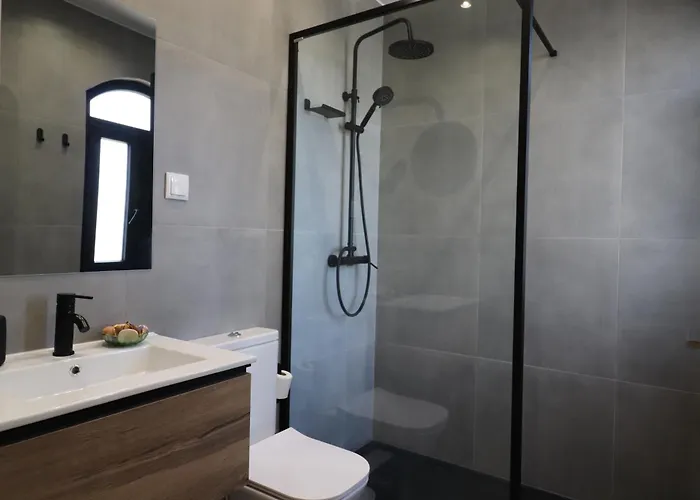 Holiday home Wave Retreat *